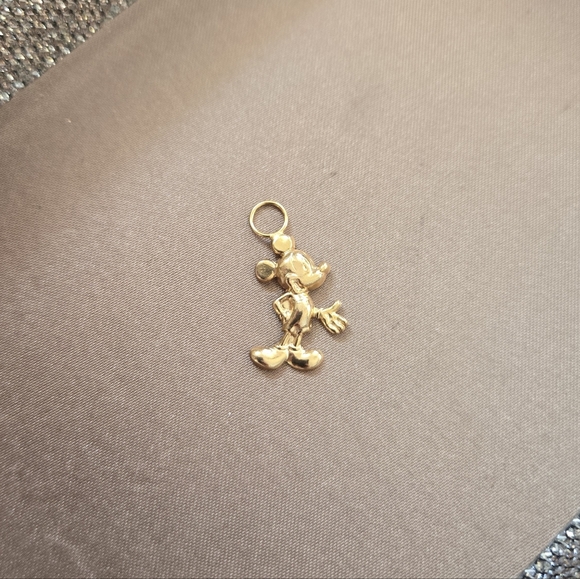Vintage 14k Gold Disney Mickey Mouse Charm